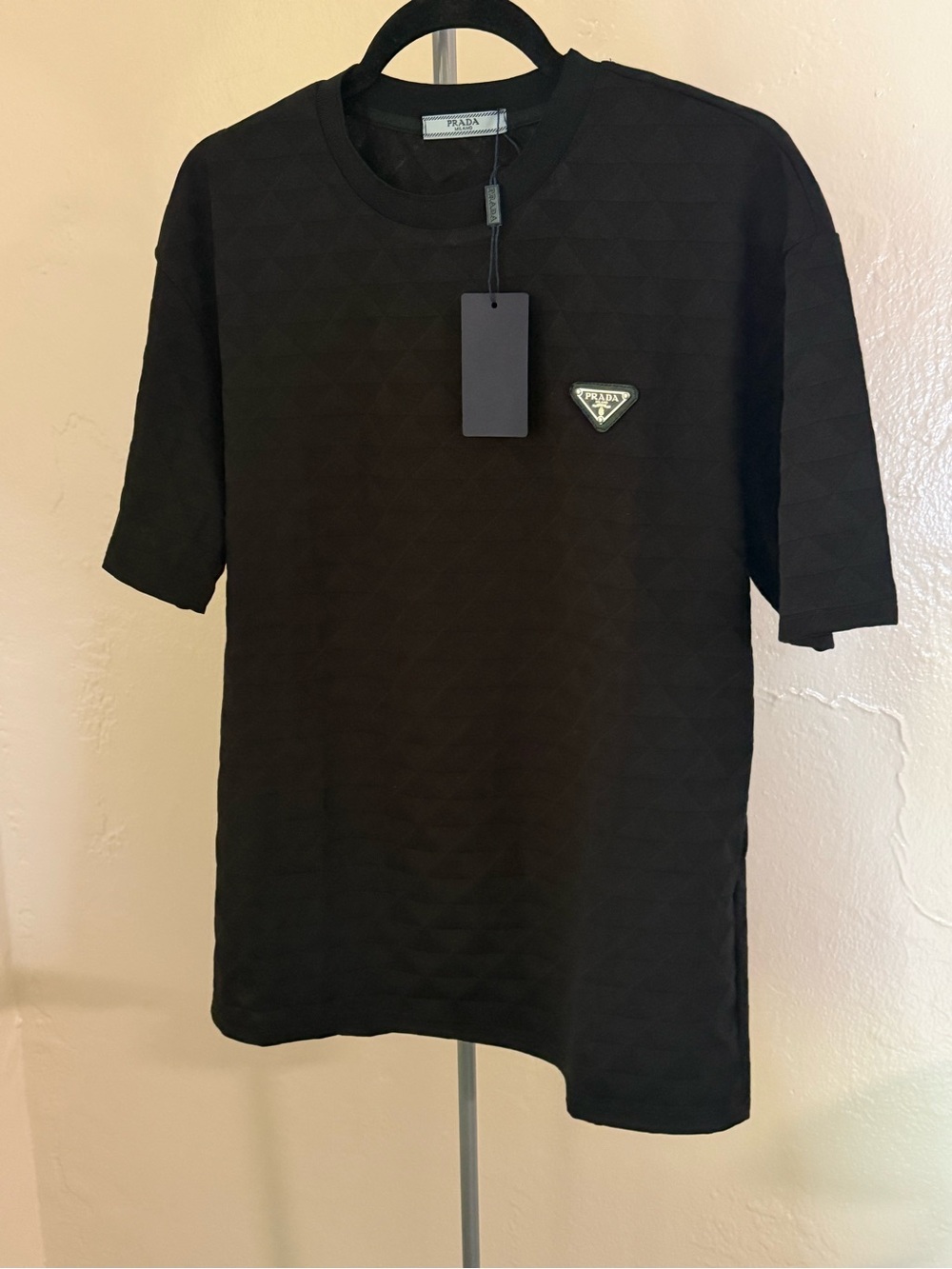 T shirt men Black Logo Patch Men's Short-Sleeve Shirt